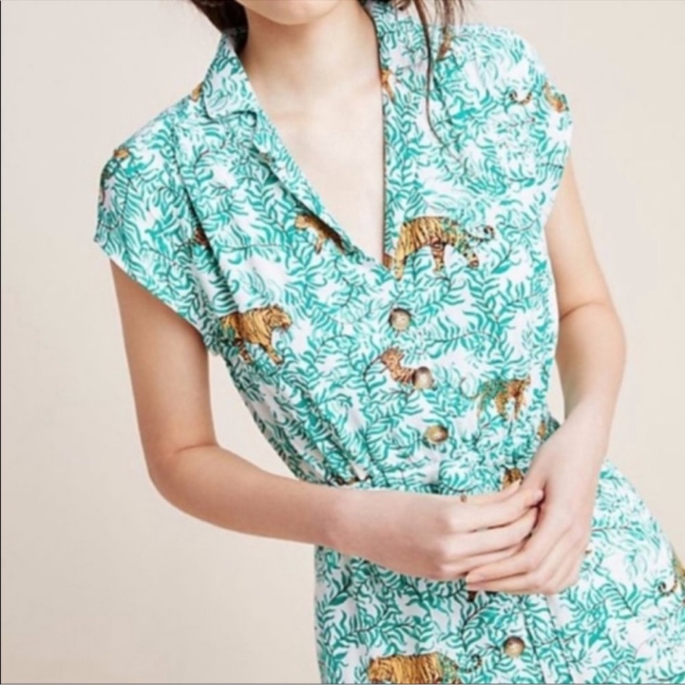 Tropical Tiger Print Cap-Sleeve Shirt Dress in Mint